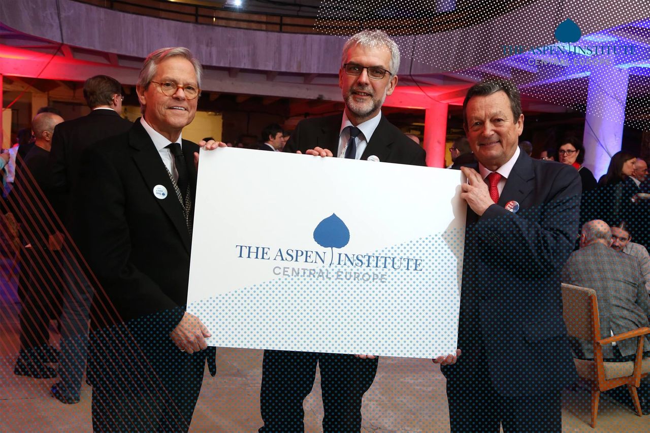 Pepper de Callier, Co-Founder and Chair of the Supervisory Board, Jiří Schneider, Executive Director, and Ivan Hodáč, Co-Founder and President of the Board of Directors, (seen from left to right) present new name and logo of the Aspen Institute Central Europe.